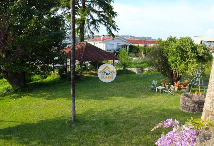 Moradia T4 para Venda em Antas e Abade de Vermoim Foto 3