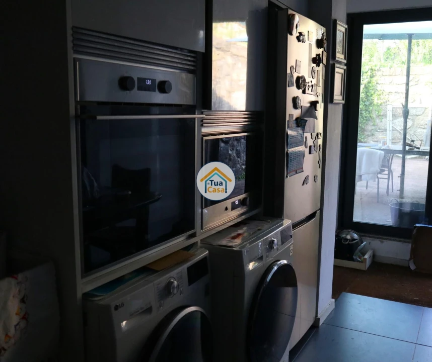 Moradia T4 para Venda em Antas e Abade de Vermoim Foto 12