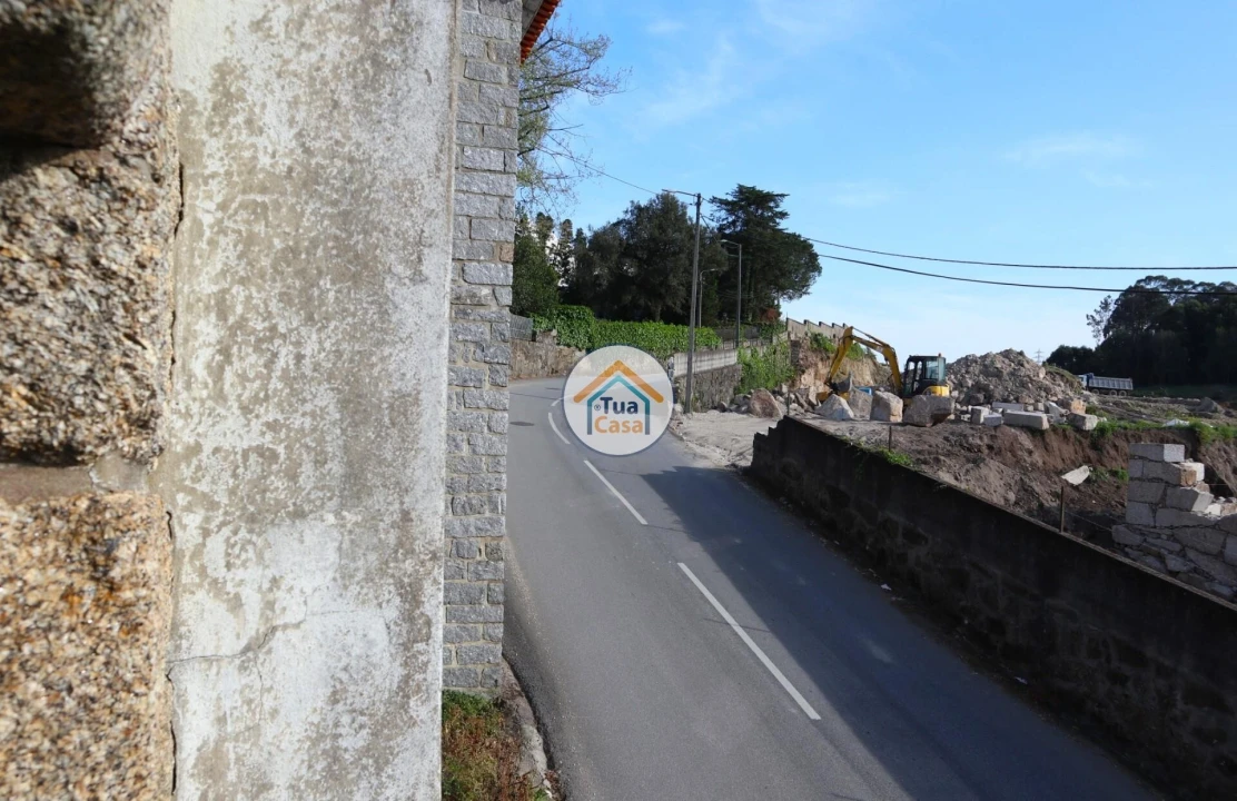 Moradia T4 para Venda em Antas e Abade de Vermoim Foto 8