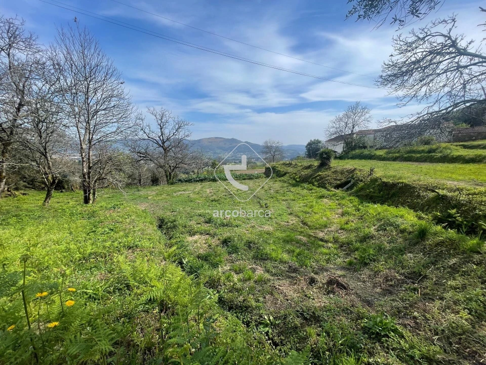Terreno para Venda em Refoios do Lima Foto 2