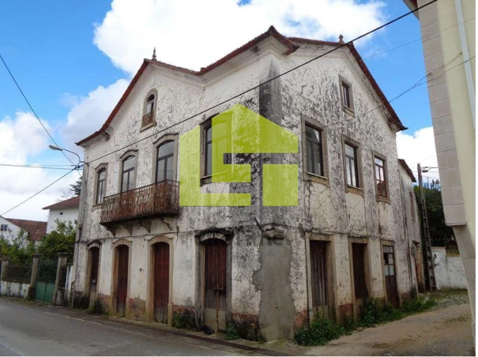 Moradia T3 para Venda em Castanheira de Pêra e Coentral Foto 3