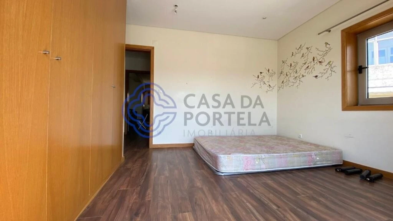 Prédio para Venda em São Mamede de Infesta e Senhora da Hora Foto 21