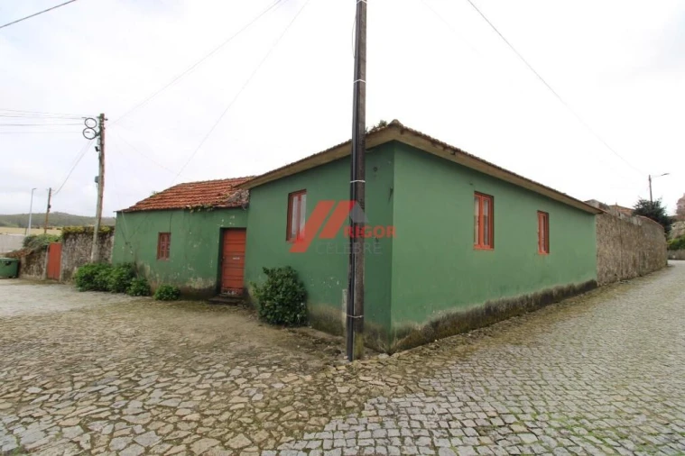 Moradia T3 para Venda em Junqueira Foto 9