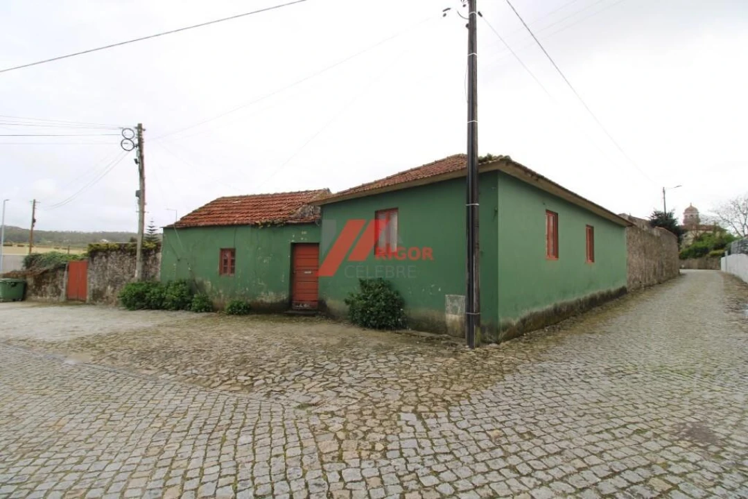 Moradia T3 para Venda em Junqueira Foto 11