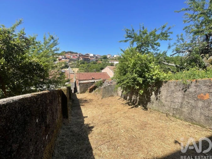 Moradia T5 para Venda em Lorvão Foto 8