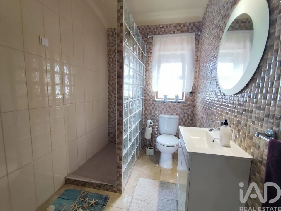 Moradia T3 para Venda em Painho e Figueiros Foto 20