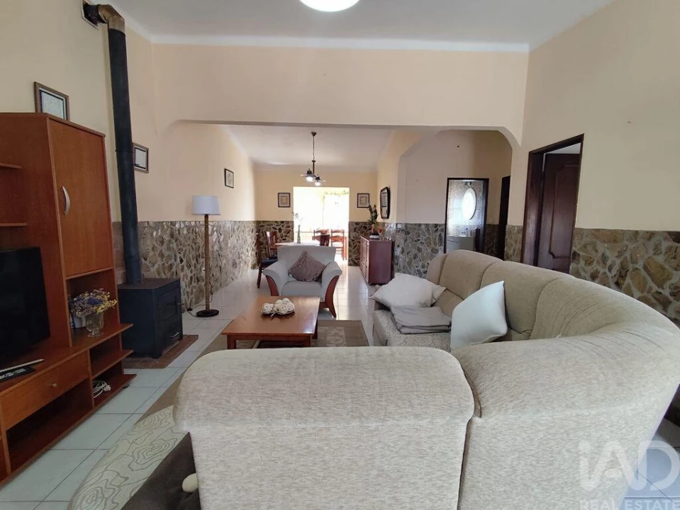 Moradia T3 para Venda em Painho e Figueiros Foto 21