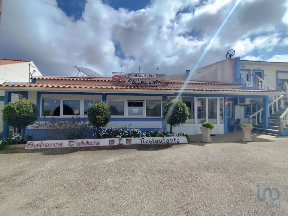 Moradia T3 para Venda em Painho e Figueiros Foto 1