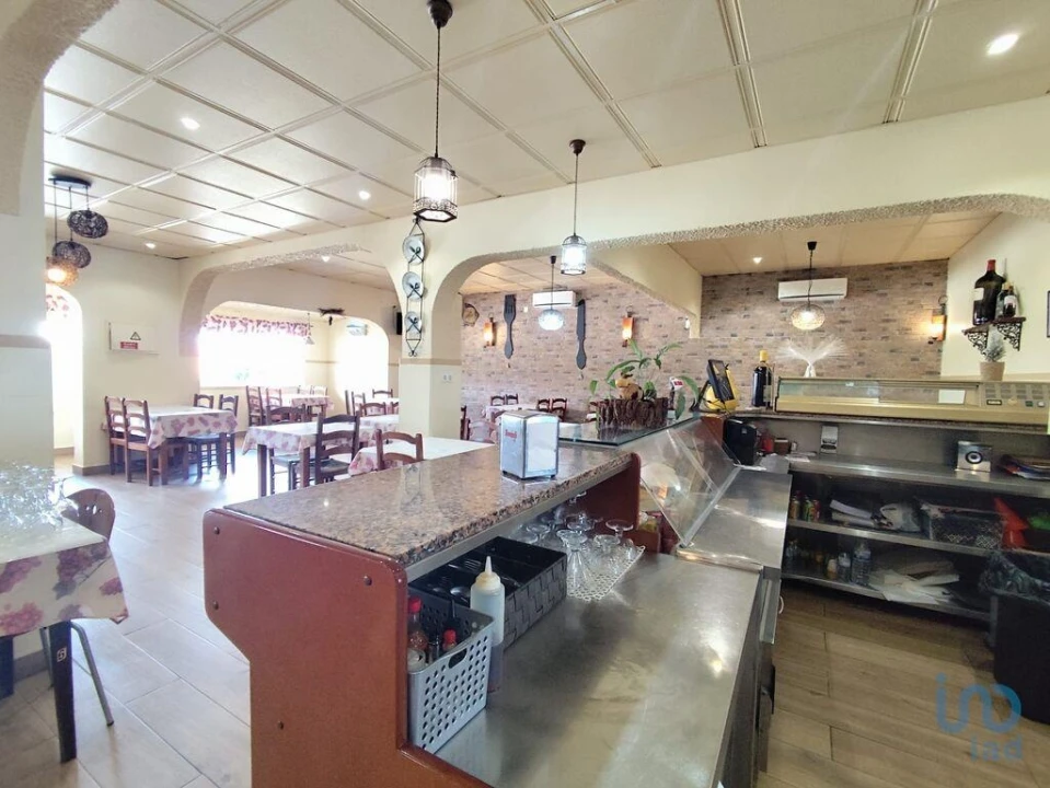 Moradia T3 para Venda em Painho e Figueiros Foto 8