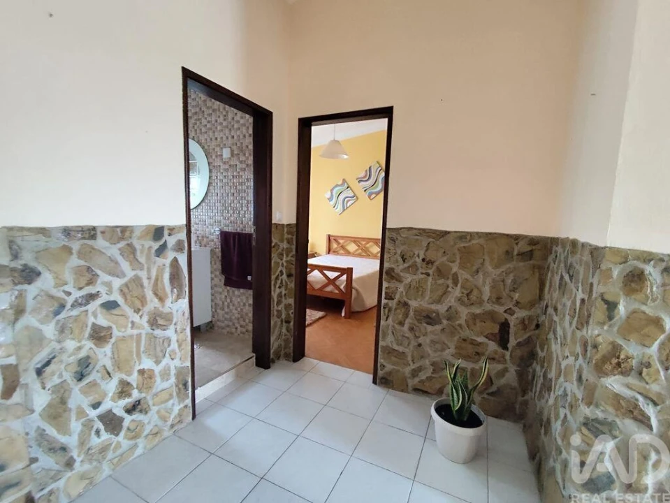 Moradia T3 para Venda em Painho e Figueiros Foto 22