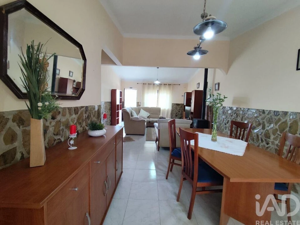 Moradia T3 para Venda em Painho e Figueiros Foto 23