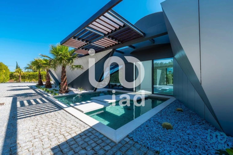 Moradia T4 para Venda em Lagoa e Carvoeiro Foto 2