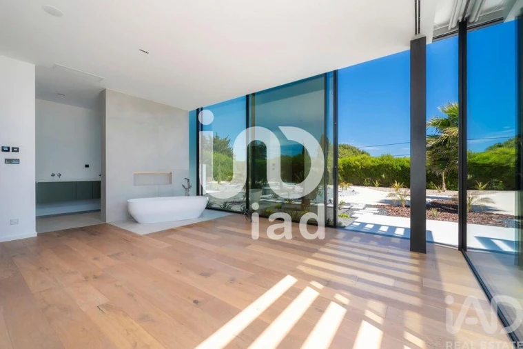 Moradia T4 para Venda em Lagoa e Carvoeiro Foto 15