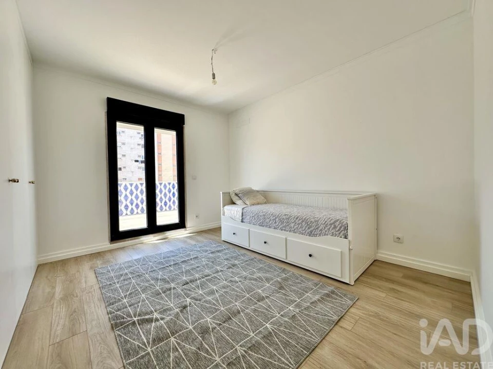 Apartamento T3 para Venda em Arroios Foto 24