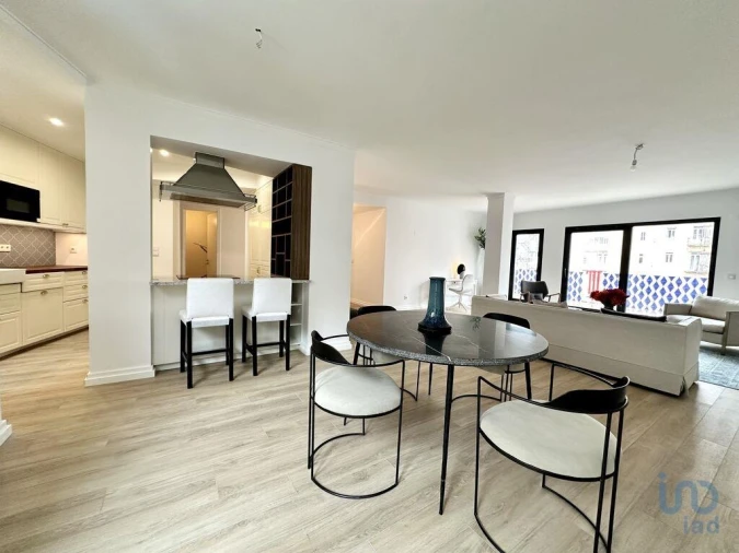 Apartamento T3 para Venda em Arroios Foto 8