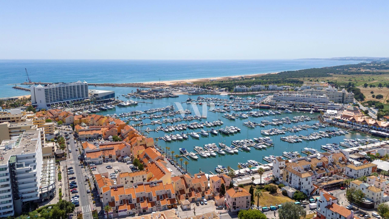 Negócio para Venda em Quarteira Foto 4