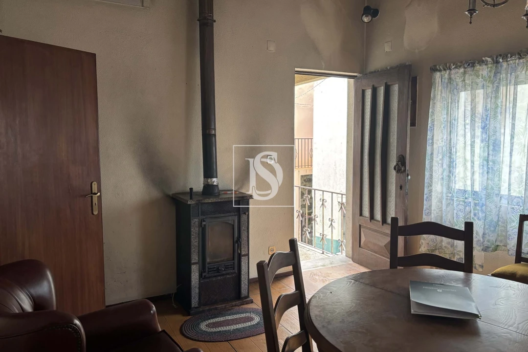 Moradia T3 para Venda em Ferreiros do Dão Foto 6