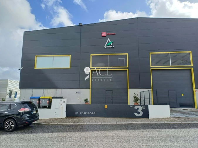 Prédio para Venda em Santo Antão e São Julião do Tojal Foto 2