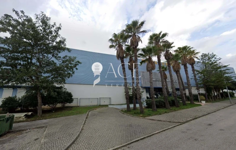 Prédio para Venda em Vialonga Foto 2