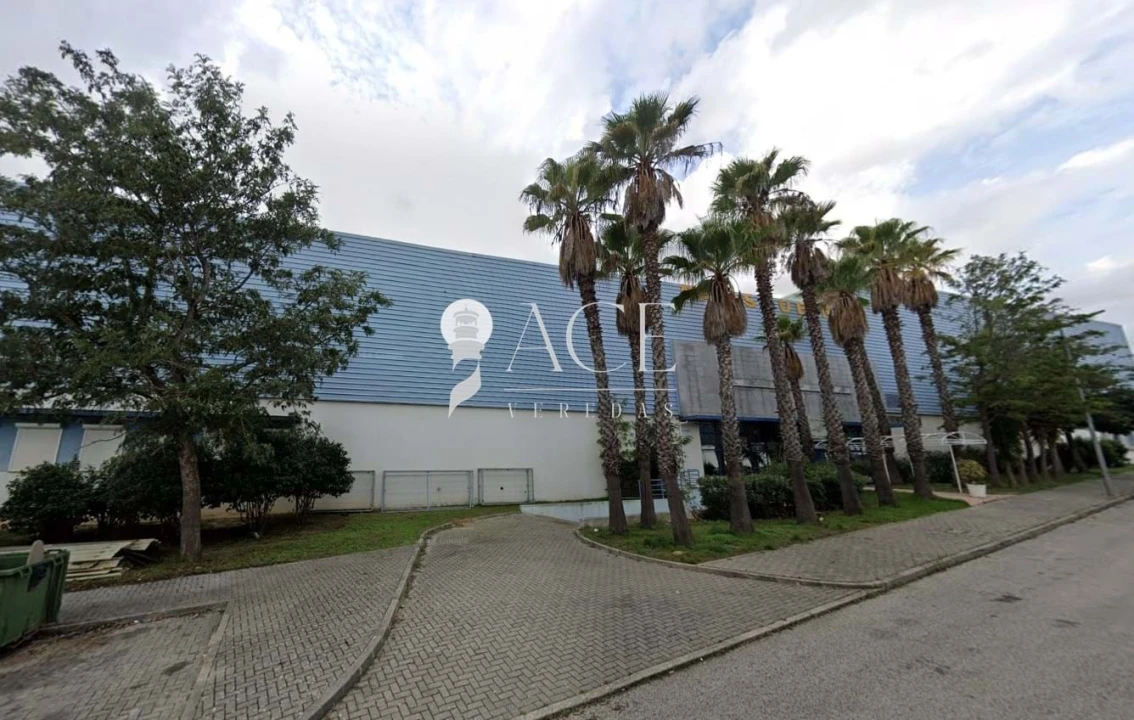 Prédio para Venda em Vialonga Foto 2