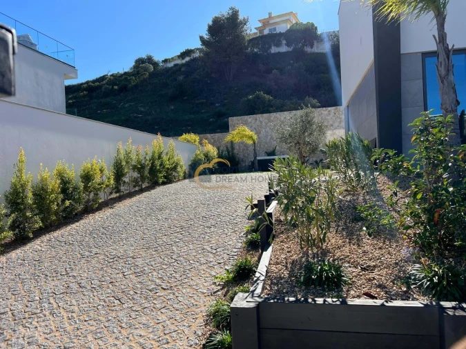 Moradia T4 para Venda em Albufeira e Olhos de Água Foto 13
