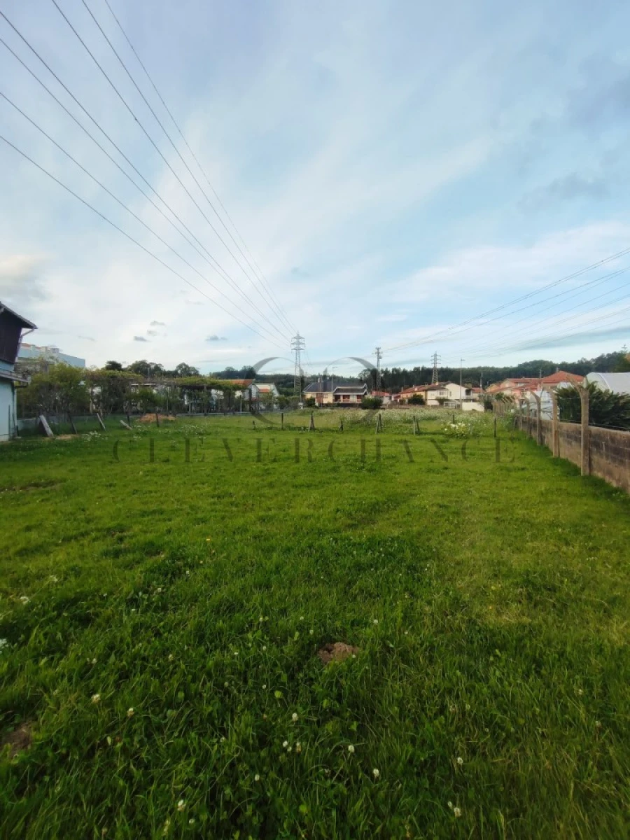 Terreno para Venda em Canelas Foto 8