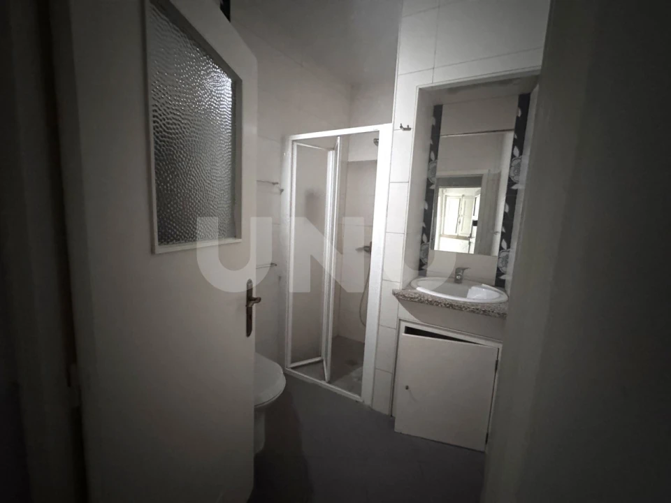 Moradia T2 para Venda em Escalos de Cima e Lousa Foto 7