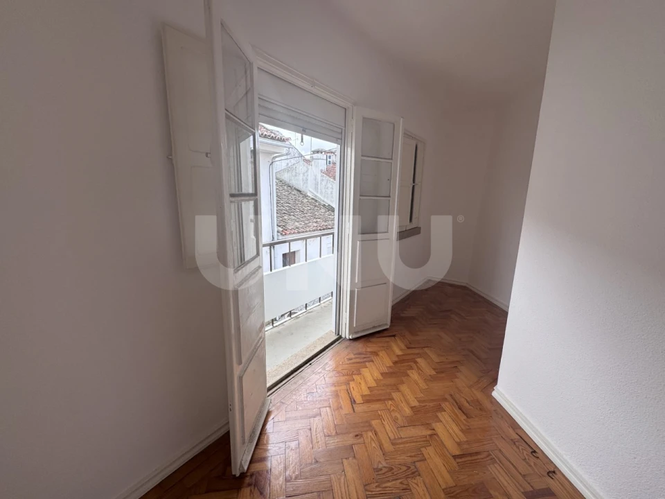 Moradia T2 para Venda em Escalos de Cima e Lousa Foto 10