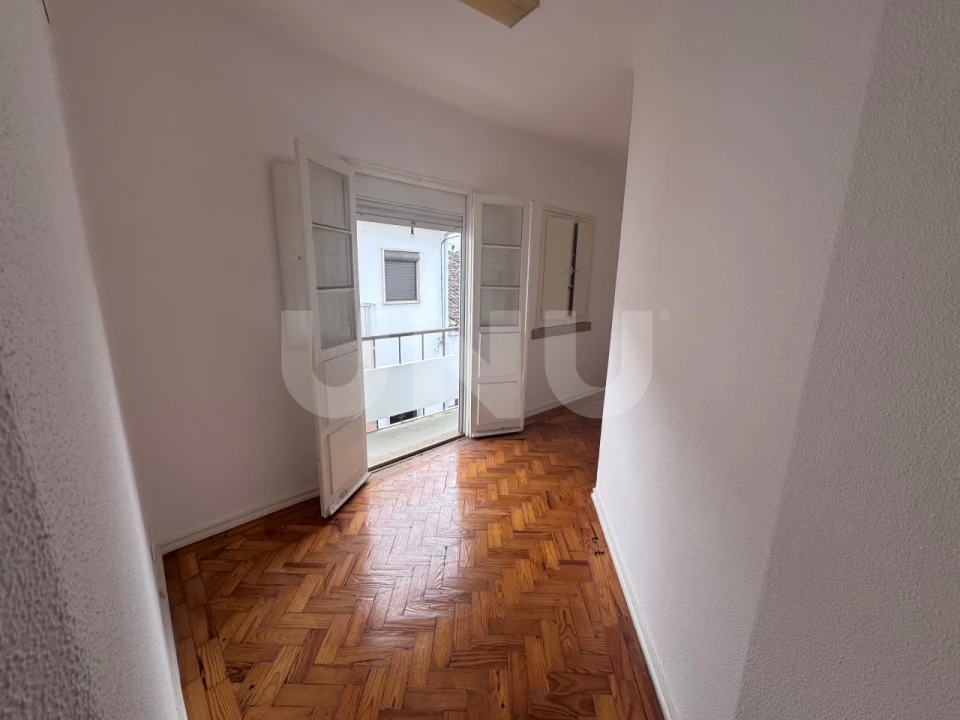 Moradia T2 para Venda em Escalos de Cima e Lousa Foto 11