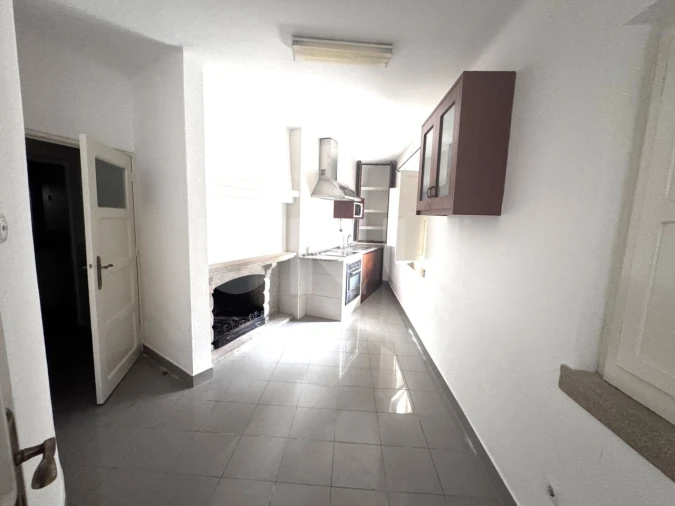 Moradia T2 para Venda em Escalos de Cima e Lousa Foto 3