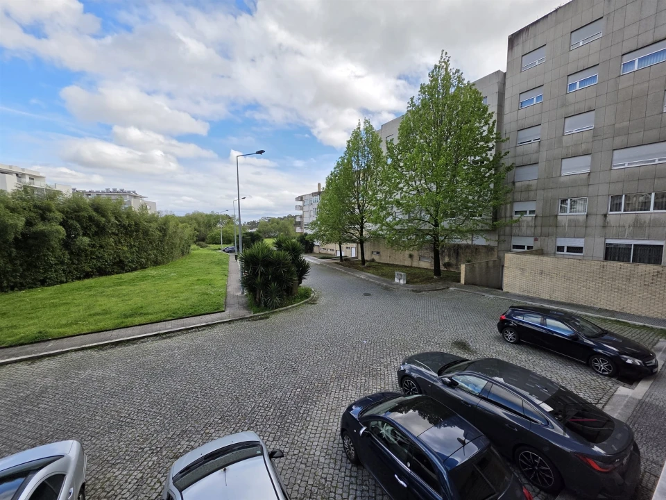 Apartamento T0 para Venda em Aguas Santas Foto 10