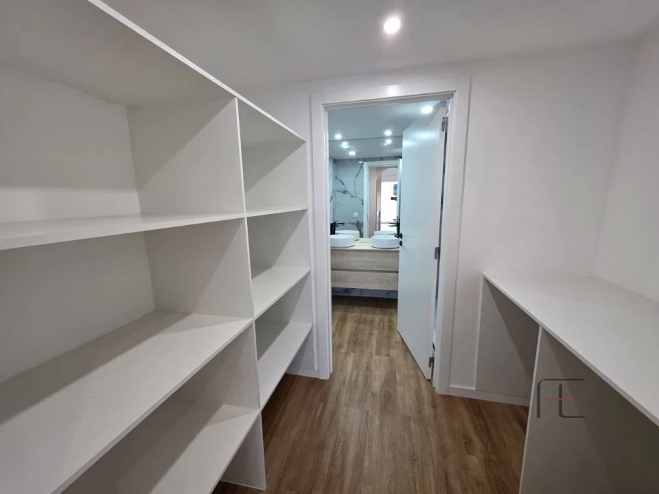 Apartamento T0 para Venda em Aguas Santas Foto 18