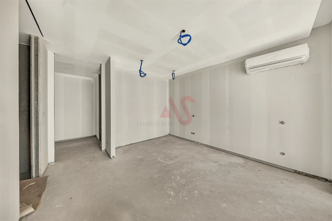 Apartamento T2 para Venda em Espinho Foto 39