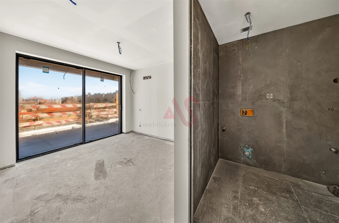 Apartamento T1 para Venda em Espinho Foto 48