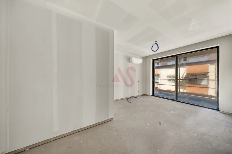 Apartamento T2 para Venda em Espinho Foto 33