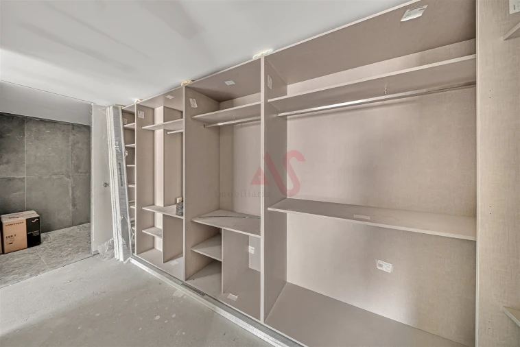 Apartamento T1 para Venda em Espinho Foto 28