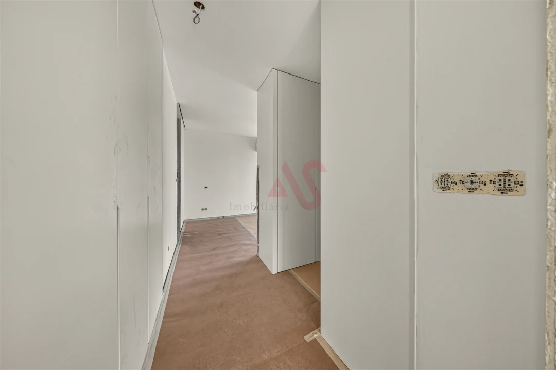 Apartamento T2 para Venda em Espinho Foto 14