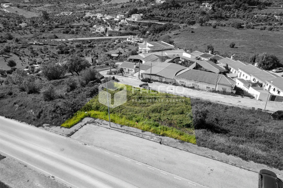 Terreno para Venda em Sé e São Lourenço Foto 9