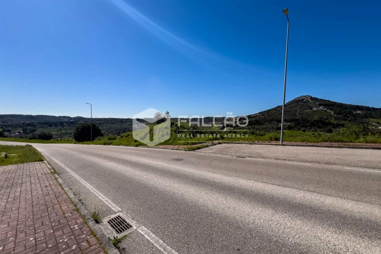 Terreno para Venda em Sé e São Lourenço Foto 4