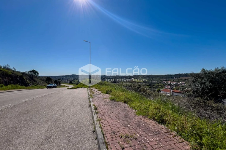 Terreno para Venda em Sé e São Lourenço Foto 2