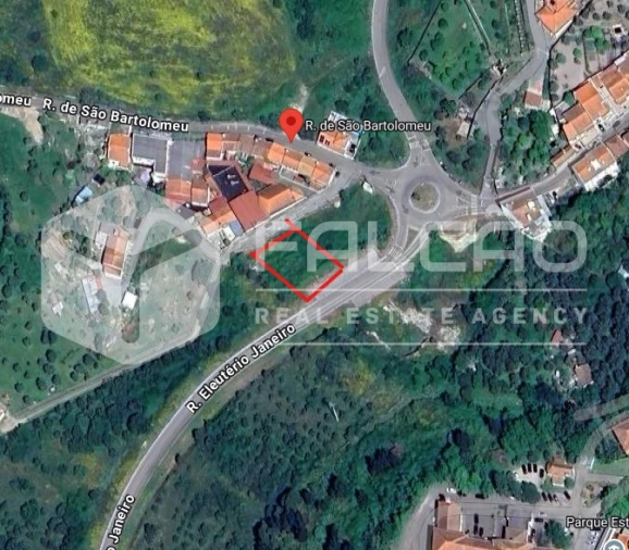 Terreno para Venda em Sé e São Lourenço