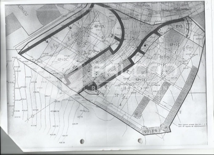 Terreno para Venda em Sé e São Lourenço Foto 34
