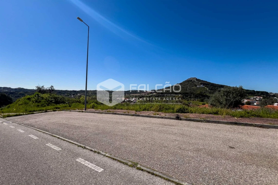 Terreno para Venda em Sé e São Lourenço Foto 3