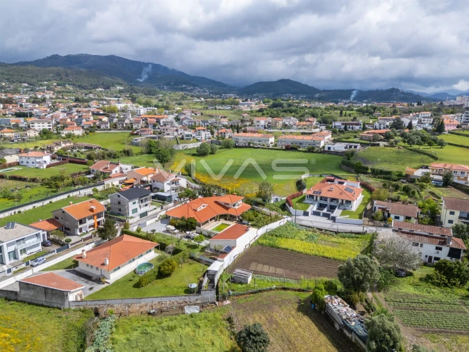 Terreno para Venda em Ferreiros, Prozelo e Besteiros Foto 5