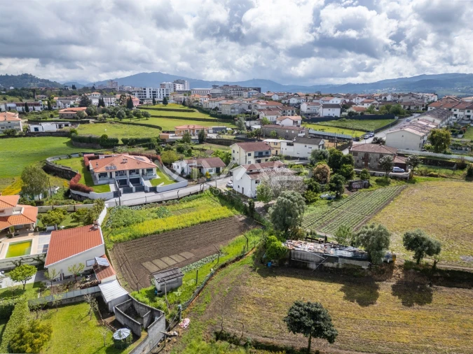 Terreno para Venda em Ferreiros, Prozelo e Besteiros Foto 2