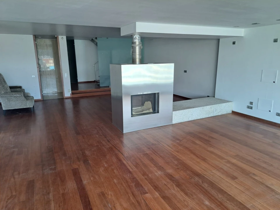 Moradia T3 para Venda em São João da Madeira Foto 4