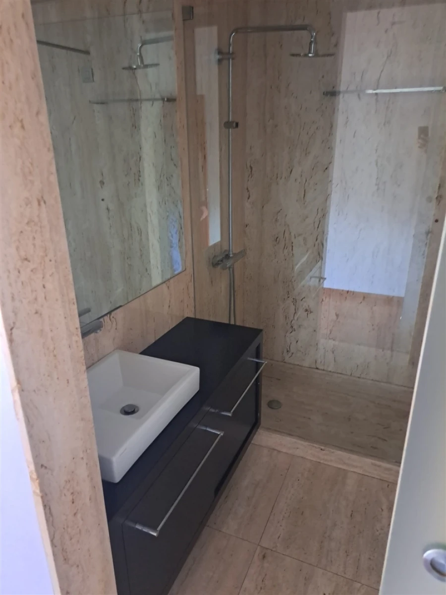 Moradia T3 para Venda em São João da Madeira Foto 13