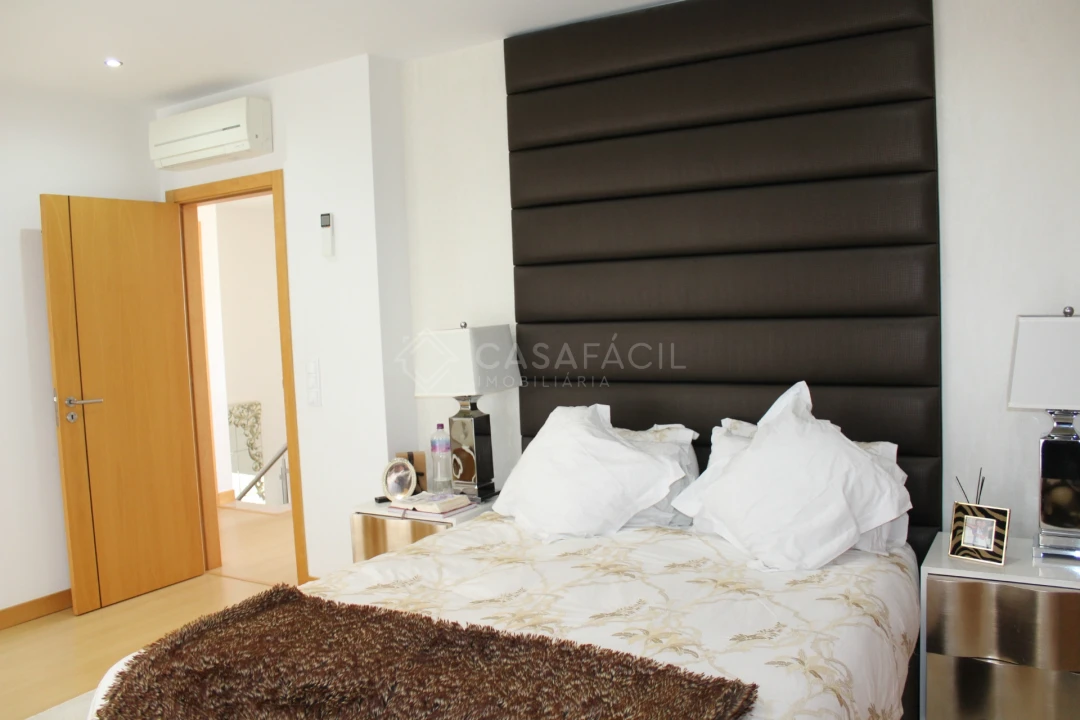 Apartamento T4 para Venda em Alcochete Foto 21