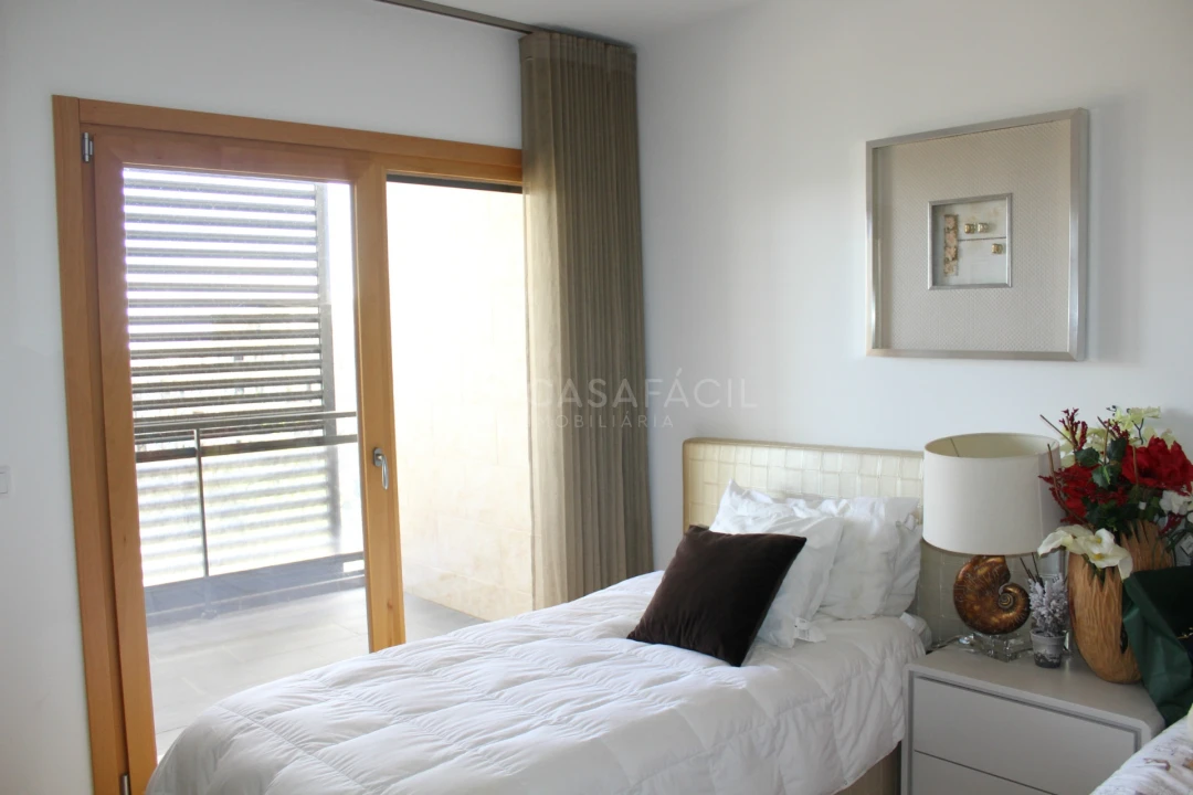 Apartamento T4 para Venda em Alcochete Foto 7