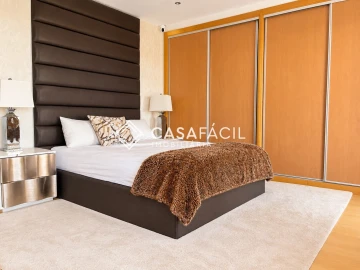 Apartamento T4 para Venda em Alcochete